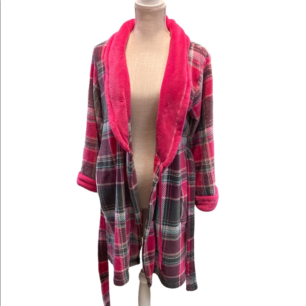 Ulta Beauty Plush Plaid Pink & Gray Robe - Picture 5 of 7